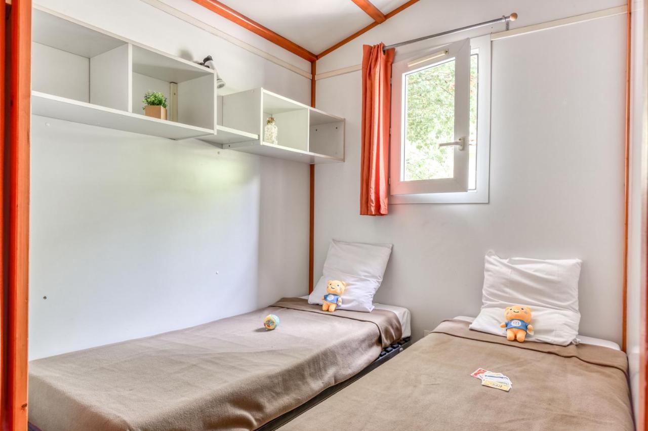 Camping Maeva Escapades Le Domaine Du Cedre Hotell Rivières Eksteriør bilde